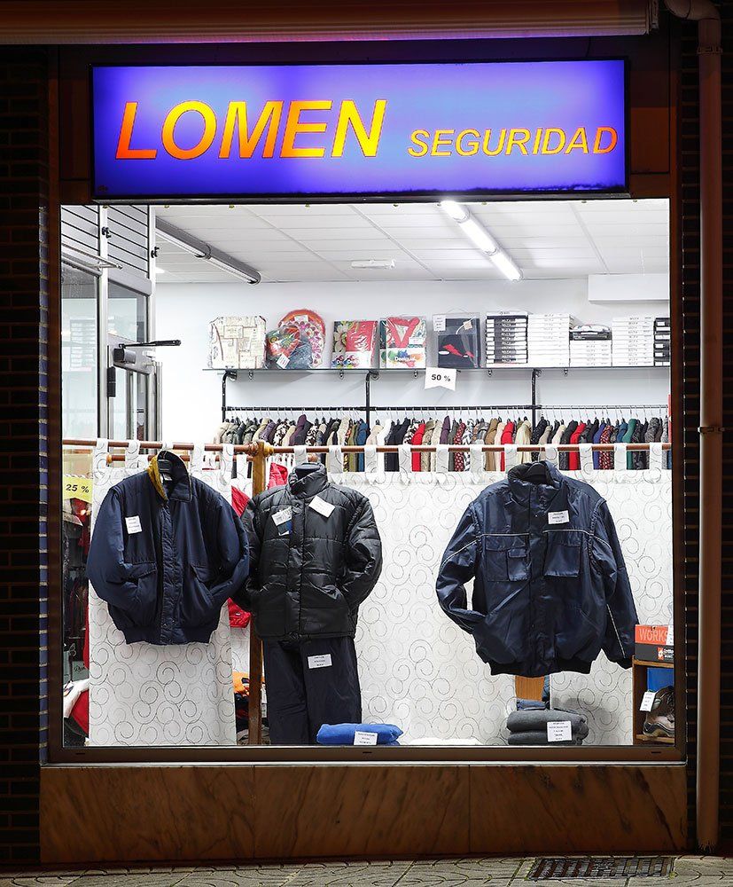 Ropa seguridad laboral en Cantabria | Lofer